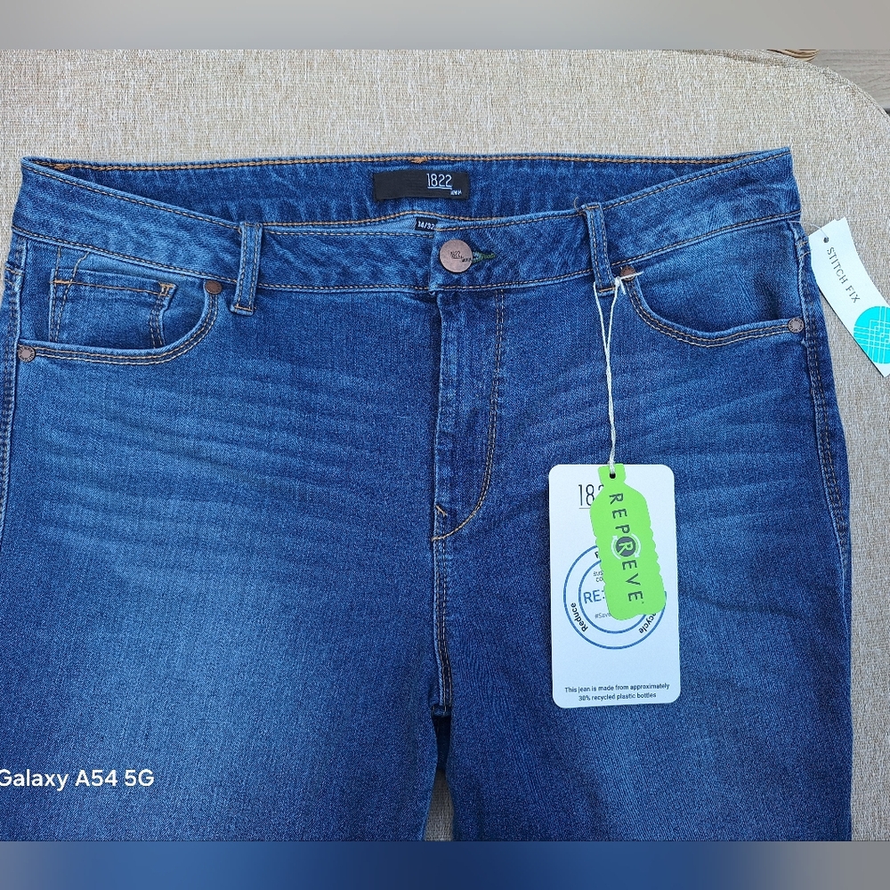 1822 Denim Blue Jeans